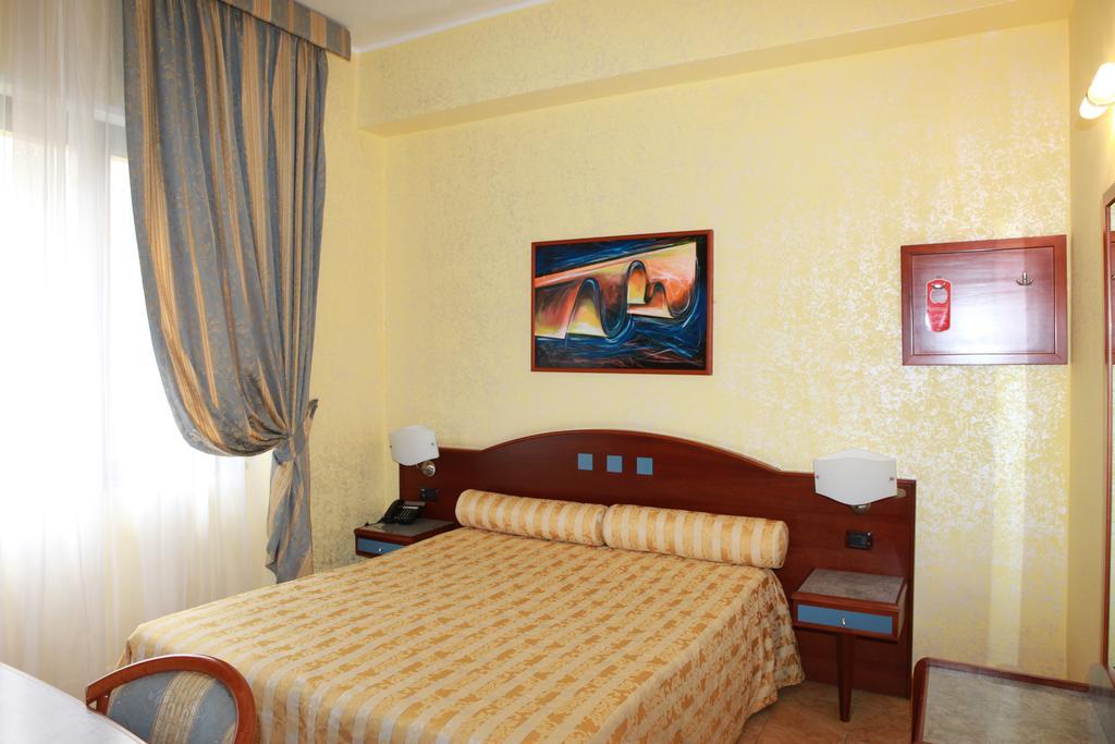 Hotel San Giuseppe - Cityhotel Catanzaro Exteriör bild