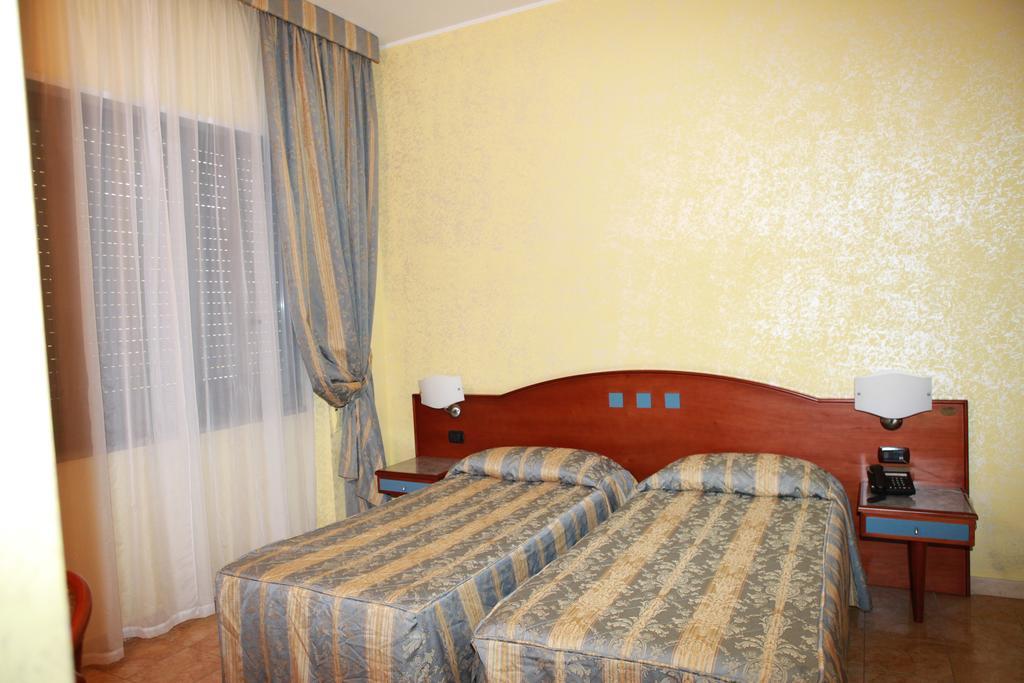 Hotel San Giuseppe - Cityhotel Catanzaro Rum bild